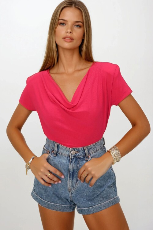Fuşya Degaje Yaka Dökümlü Vatkalı Örme Bluz