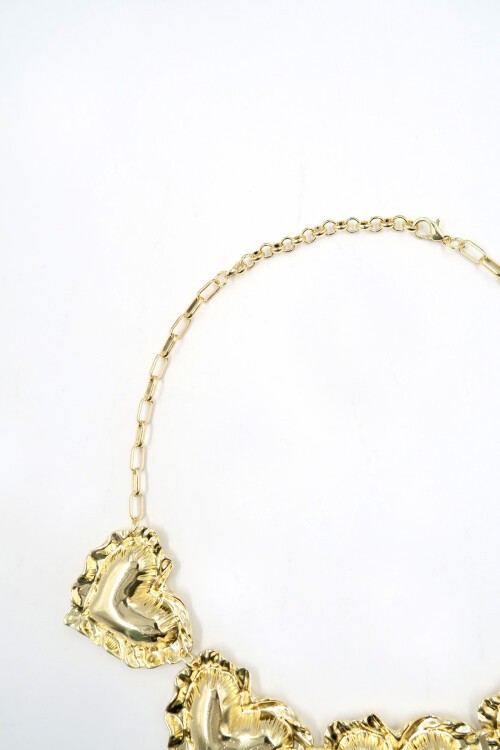 Gold 3 Boyutlu Kalpli Choker Kolye