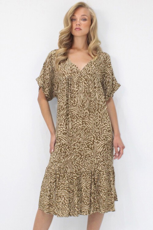 Kahverengi-Bej V Yaka Double Kol Desenli Rahat Kesim Çift Cepli Dokuma Viskon Elbise