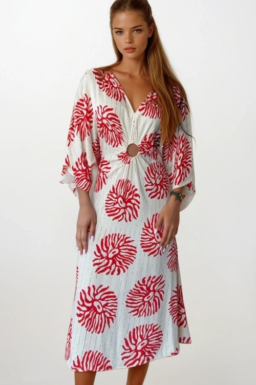 Kırmızı Yarasa Kollu Halka Detaylı Derin V Yaka Midi Boy Elbise