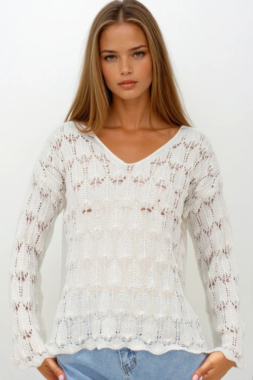 Krem V Yaka Ajurlu Bluz