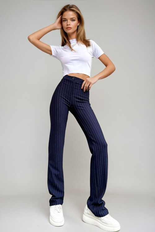 Lacivert Önü Çimalı Çizgili Pantolon