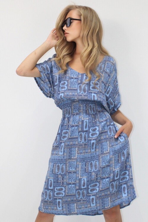 Mavi V Yaka Çift Cepli Etnik Desenli Beli Gipeli Dokuma Viskon Elbise