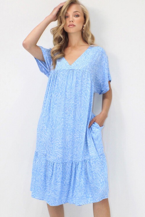 Mavi V Yaka Double Kol Desenli Rahat Kesim Çift Cepli Dokuma Viskon Elbise