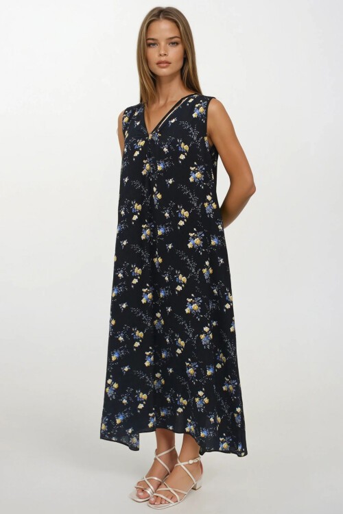 Sarı Aksesuar Detaylı Desenli Maxi Boy Çift Cepli Elbise Elbise