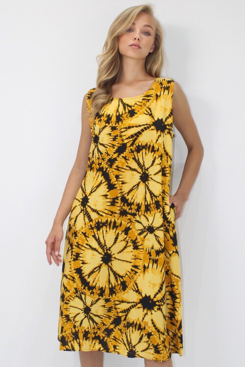 Sarı Bisiklet Yaka Çift Cepli Batik Desenli A Form Midi Boy Dokuma Viskon Elbise