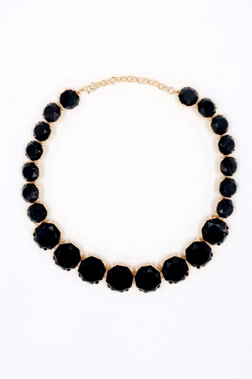 Siyah Altın Çerçeveli Geometrik Taşlı Tasarım Kolye