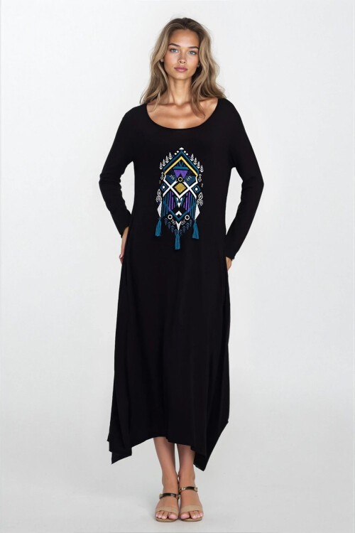 Siyah Asimetrik Kesim Nakışlı Geniş Yaka Büyük Beden Elbise