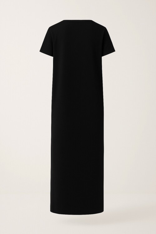 Siyah Rahat Kesim Yırtmaç Detaylı Maxi Boy Elbise