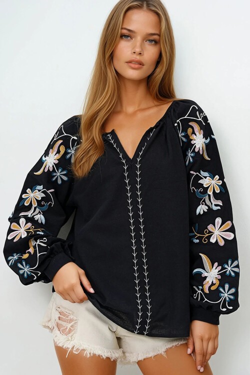 Siyah V Yaka Nakış İşlemeli Balon Kol İnce Yazlık Keten Bluz