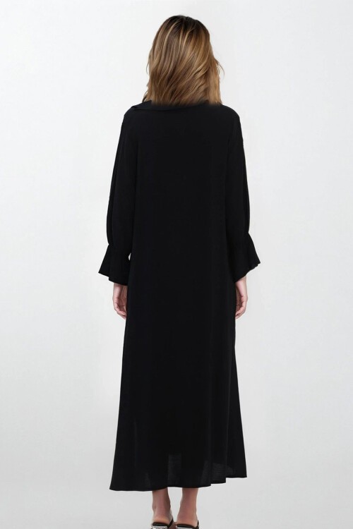 Siyah V Yaka Yırtmaçlı Büyük Beden Viskon Elbise