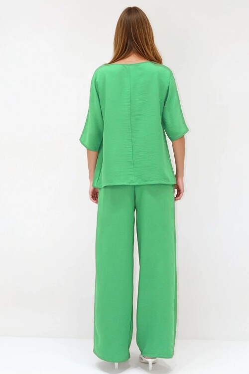 Yeşil Kayık Yaka Bluz Ve Pantolon Aerobin Takım