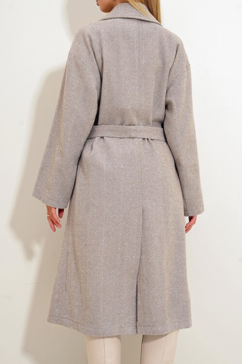 Bej Çift Cepli İçi Astarsız Kendinden Kemerli Kaşe Kaban