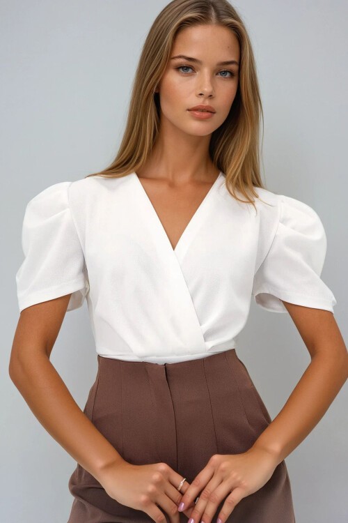 Beyaz Kruvaze Yaka Prenses Kol Örme Krep Bluz