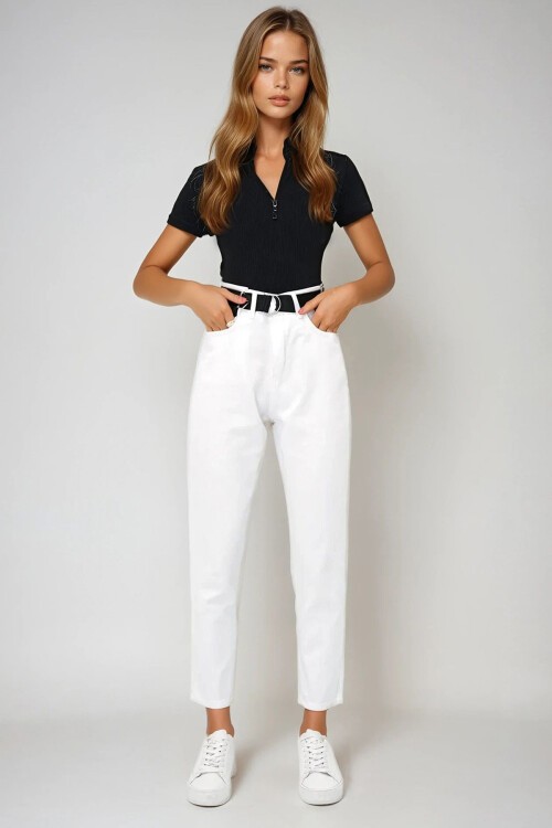 Beyaz Yüksek Bel Cep Detaylı Kemerli Jean Pantolon