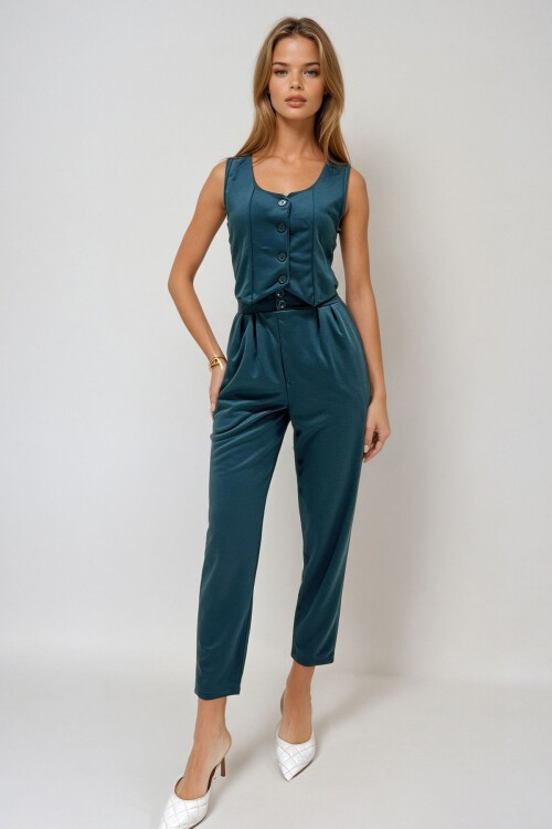 Ceviz Yeşili Yüksek Bel Havuç Pantolon Ve Kalp Yaka Düğmeli Crop Yelek Alt Üst Takım