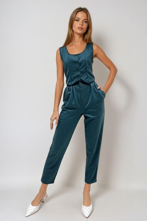 Ceviz Yeşili Yüksek Bel Havuç Pantolon Ve Kalp Yaka Düğmeli Crop Yelek Alt Üst Takım