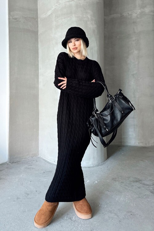 Siyah Bisiklet Yaka Saç Örgülü Kadın Triko Midi Elbise