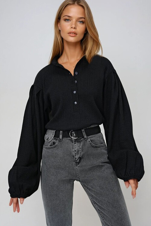 Siyah Hakim Yaka Önü Düğmeli Balon Kol Dokulu Bürümcük Gömlek Bluz