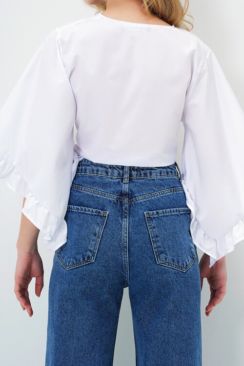 Beyaz Kolları Fırfırlı Poplin Crop Dokuma Bluz