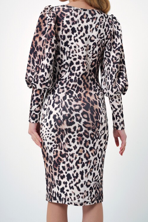 Ekru Siyah Kayık Yaka Leopar Desenli Prenses Kol Midi Boy Scuba Elbise