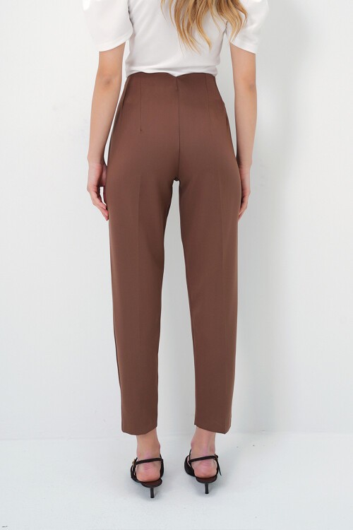 Kahverengi Yüksek Bel Havuç Pantolon