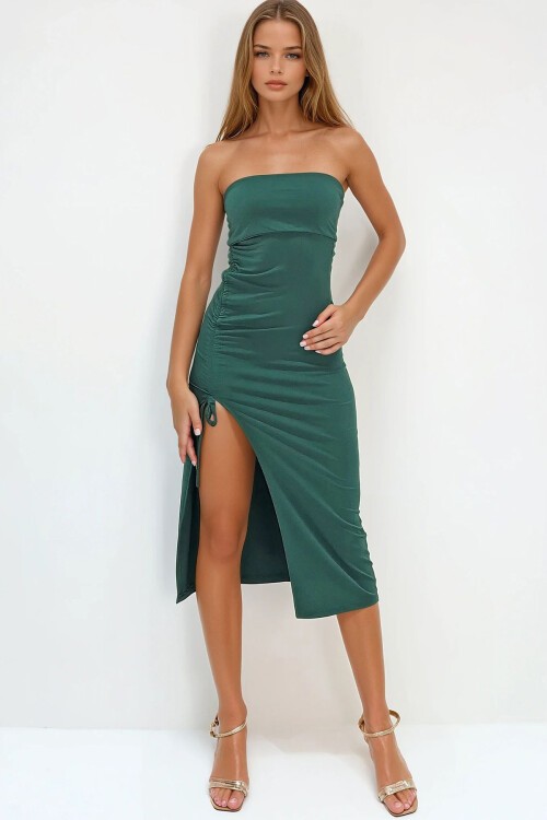 Zümrüt Yeşili Straplez Ayarlanabilir Büzgü Detaylı Elbise