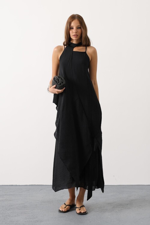 Siyah Asimetrik Bağlamalı Çıkarılabilir Yaka Uzun Bohem Elbise