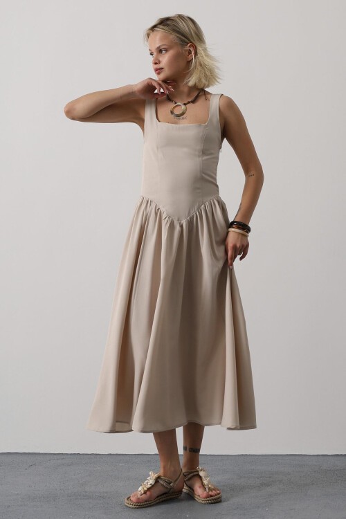 Taş Askılı Eteği Pileli Maxi Boy Elbise