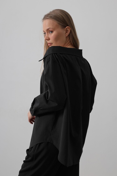 Siyah Bisiklet Yaka Atlet Ve Oversize Gömlek