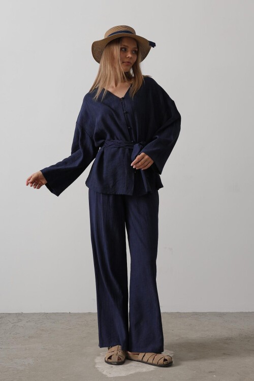 Lacivert Beli Bağlamalı Tunik Ve Beli Bağlamalı Pantolon Takım