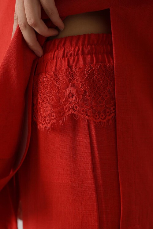 Kırmızı Beli Dantel Detaylı Keten Pantolon