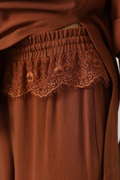 Kahve Beli Dantel Detaylı Keten Pantolon