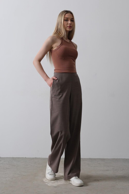 Kahve Çift Cepli Beli Yarım Lastikli Palazzo Pantolon