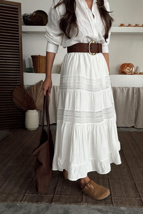 Beyaz Güpürlü Beli Lastikli Midi Boy Dokuma Etek