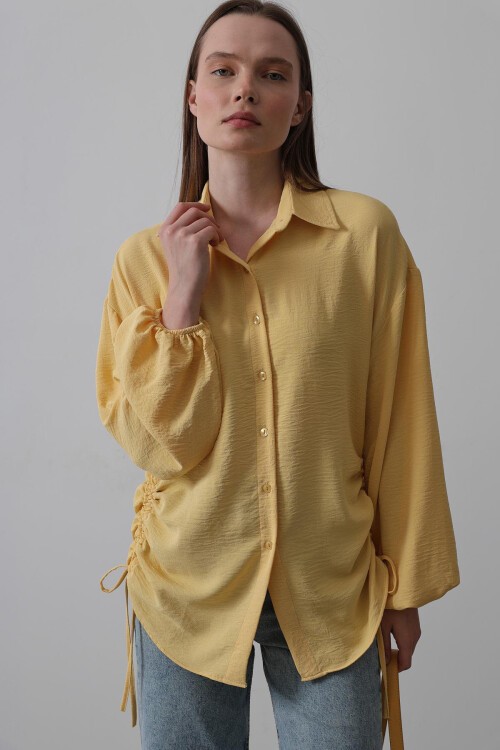 Sarı Yanları Büzgülü Kolu Lastikli Aerobin Gömlek 