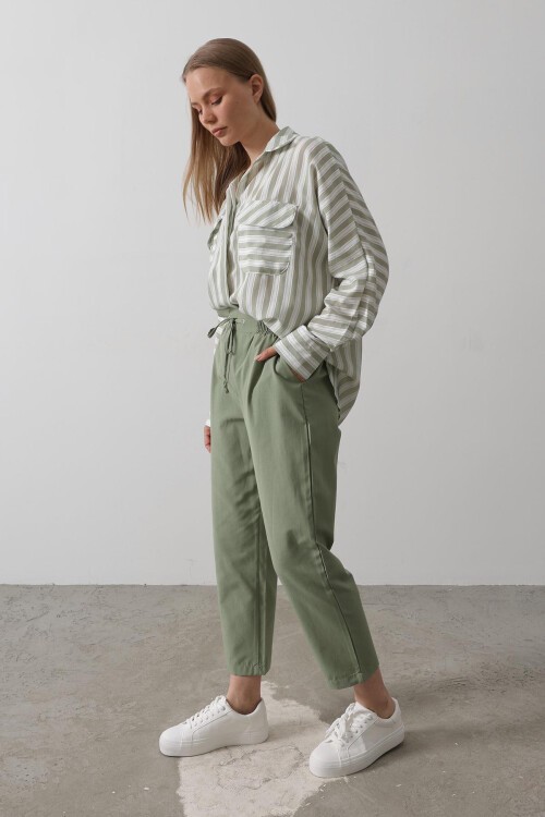 Haki Çift Cepli Beli Lastikli Bağlama Detaylı Pantolon