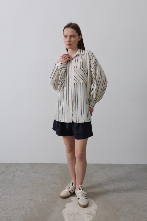 Lacivert-Bej Çizgili Çift Cepli Oversize Gömlek