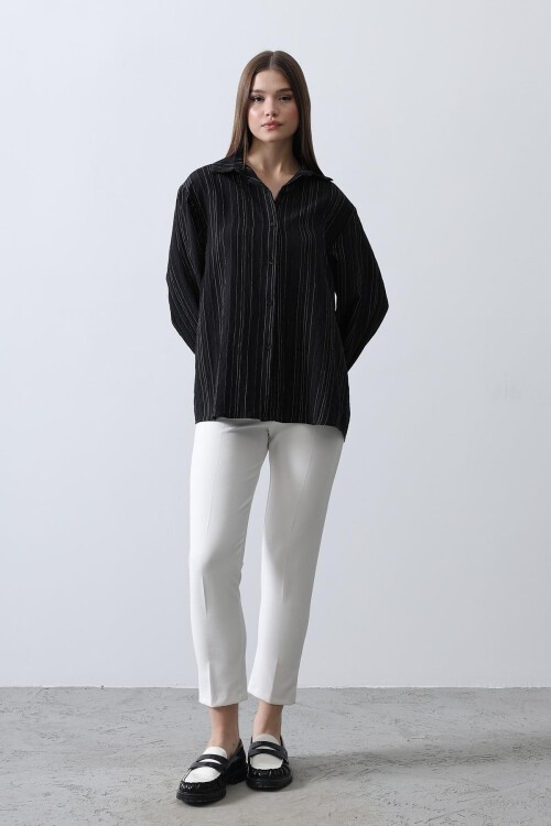 Siyah Çizgili Oversize Gömlek