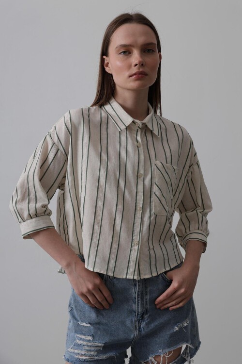 Yeşil Bej Cepli Çizgili Kısa Gömlek