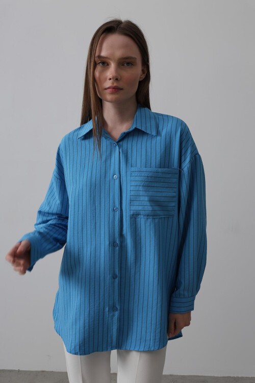 Mavi Çizgili Tek Cepli Oversize Gömlek