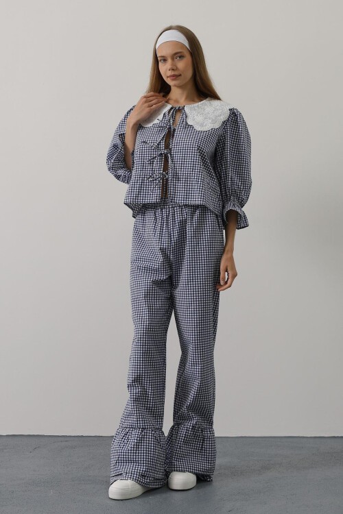 Lacivert Bağlama Detaylı Kolları Lastikli Bluz Ve Pantolon Takım