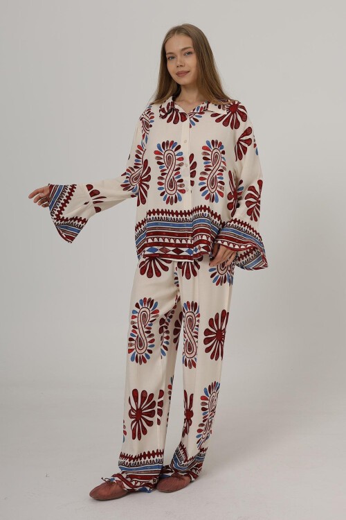 Kırmızı Desenli Kolları Volanlı Gömlek Ve Beli Lastikli Pantolon Takım