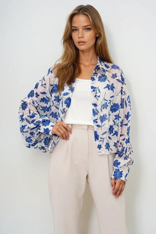 Ekru Saks Yarasa Kol Çiçek Desenli Şifon Gömlek Ve İp Askılı Sandy Bluz 2Li Takım