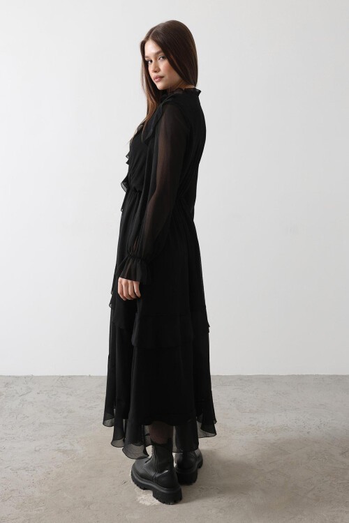 Siyah Astarlı Fırfır Detaylı Maxi Boy Şifon Elbise