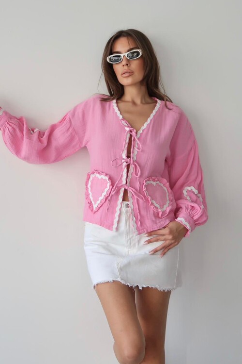 Pembe Kalp Nakışlı Bağlamalı Mevsimlik Ceket