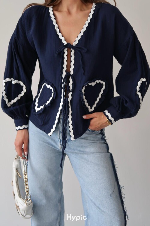 Lacivert Kalp Nakışlı Bağlamalı Mevsimlik Ceket