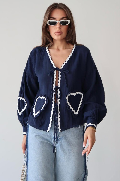 Lacivert Kalp Nakışlı Bağlamalı Mevsimlik Ceket