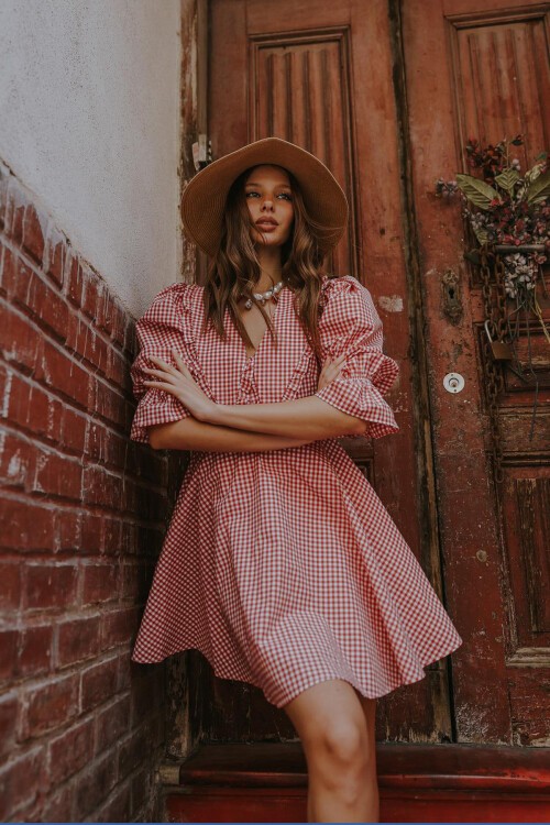 Kırmızı Bebe Yaka Kolları Lastikli Mini Boy Elbise