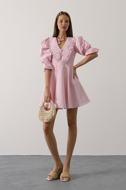 Pembe Bebe Yaka Kolları Lastikli Mini Boy Elbise